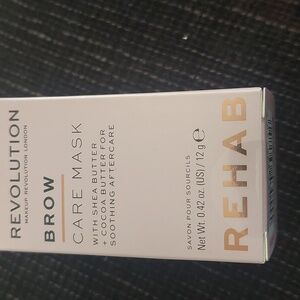 New makeup revolution brow care mask‎